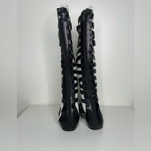 Sam Edelman Black Gladiator Sandals - Stylish Comfort for Any Occasion - Picture 3 of 6